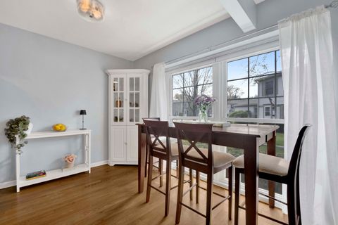 Tiny photo for 1678 Trowbridge Court #B, Wheaton, IL 60189 (MLS # 12564417)