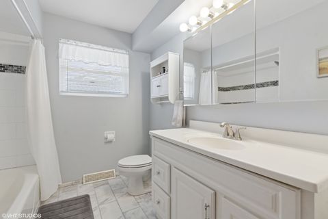 Tiny photo for 3944 Euclid Avenue, Stickney, IL 60402 (MLS # 12362561)