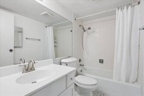 Tiny photo for 5125 Blodgett Avenue #218T, Downers Grove, IL 60515 (MLS # 12681617)