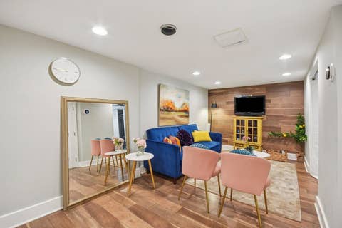 Tiny photo for 2928 N Rutherford Avenue, Chicago, IL 60634 (MLS # 12725040)