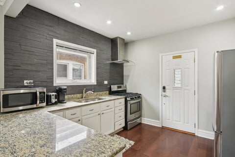 Tiny photo for 2928 N Rutherford Avenue, Chicago, IL 60634 (MLS # 12725040)