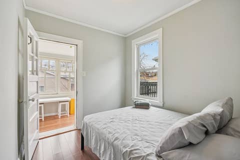 Tiny photo for 2928 N Rutherford Avenue, Chicago, IL 60634 (MLS # 12725040)
