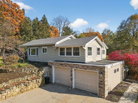 Tiny photo for 707 Coolidge Place, Rockford, IL 61107 (MLS # 12513723)