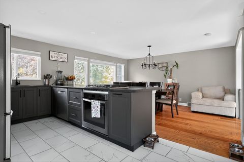 Tiny photo for 707 Coolidge Place, Rockford, IL 61107 (MLS # 12513723)