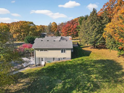 Tiny photo for 707 Coolidge Place, Rockford, IL 61107 (MLS # 12513723)