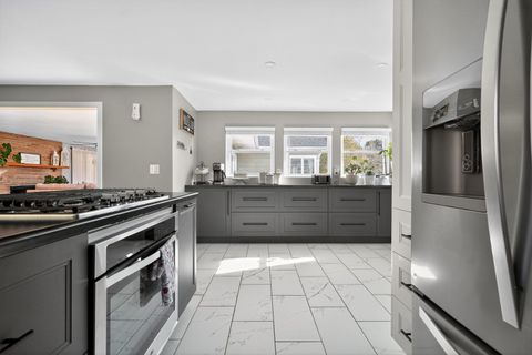 Tiny photo for 707 Coolidge Place, Rockford, IL 61107 (MLS # 12513723)