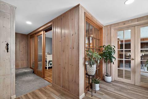 Tiny photo for 707 Coolidge Place, Rockford, IL 61107 (MLS # 12513723)