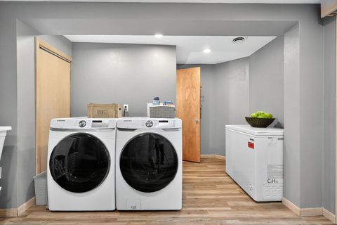 Tiny photo for 707 Coolidge Place, Rockford, IL 61107 (MLS # 12513723)