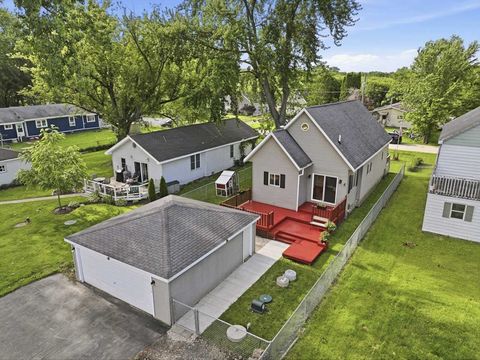 Tiny photo for 1316 Nippersink Drive, Spring Grove, IL 60081 (MLS # 12664592)