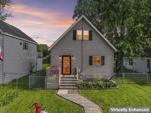Tiny photo for 1316 Nippersink Drive, Spring Grove, IL 60081 (MLS # 12664592)