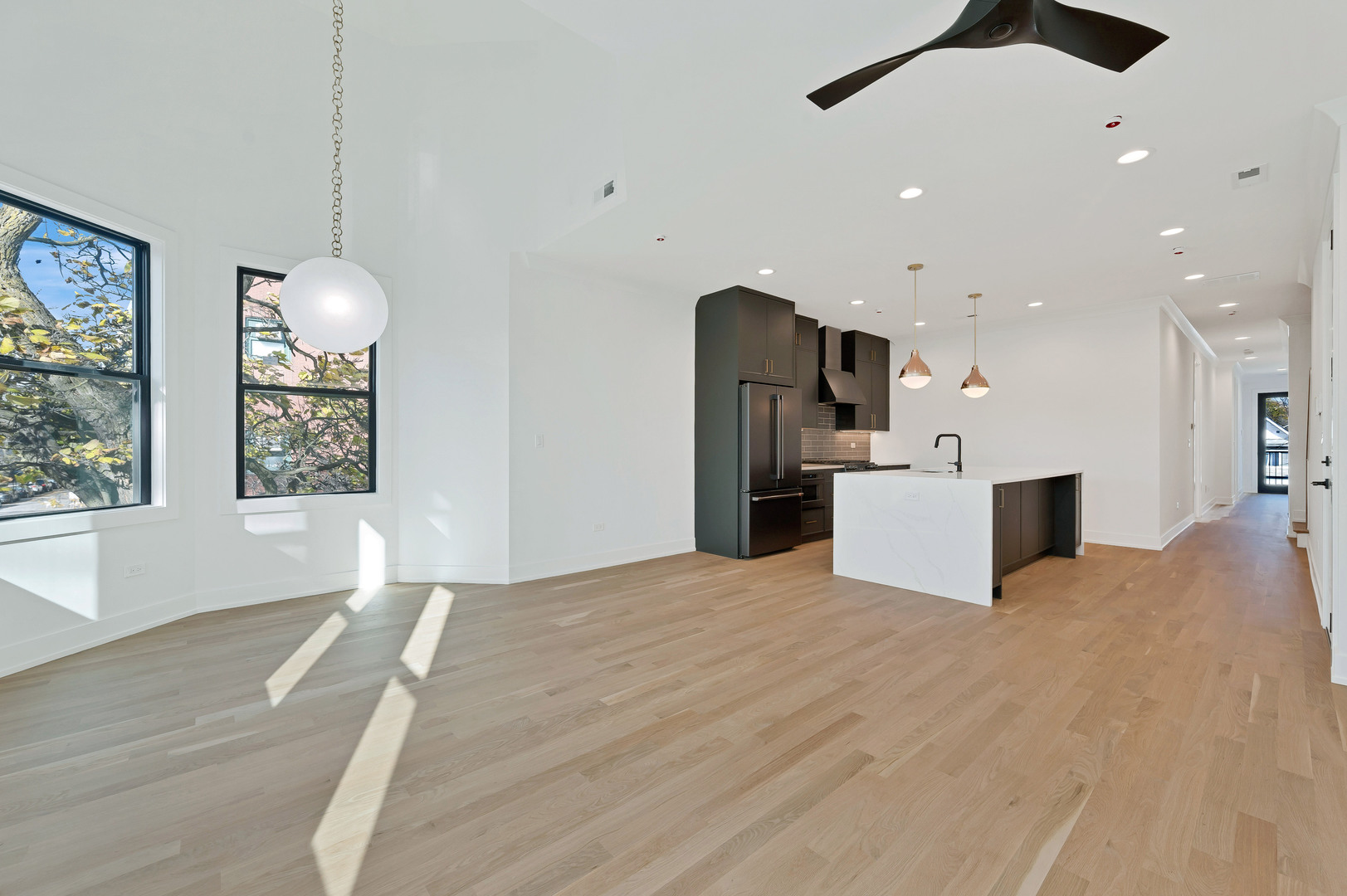 1404 W George Street 1