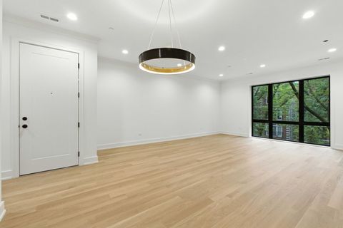 Tiny photo for 1404 W George Street #1, Chicago, IL 60657 (MLS # 12541684)