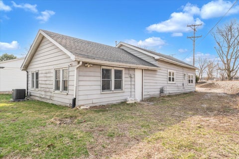 Tiny photo for 515 2nd Avenue W, Milan, IL 61264 (MLS # 12686693)