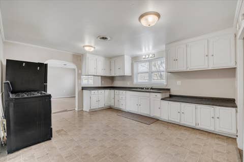 Tiny photo for 515 2nd Avenue W, Milan, IL 61264 (MLS # 12686693)
