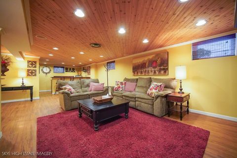 Tiny photo for 3447 W Maple Street, Evergreen Park, IL 60805 (MLS # 12615494)