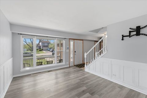 Tiny photo for 974 Deer Trail, Round Lake Beach, IL 60073 (MLS # 12642464)