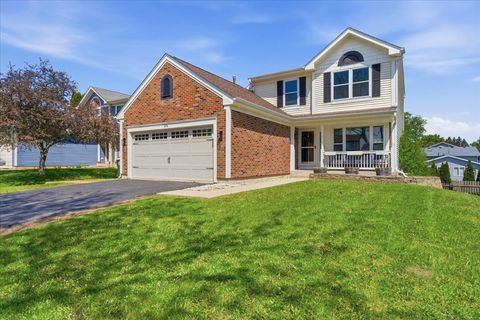 Photo of 974 Deer Trail, Round Lake Beach, IL 60073 (MLS # 12642464)