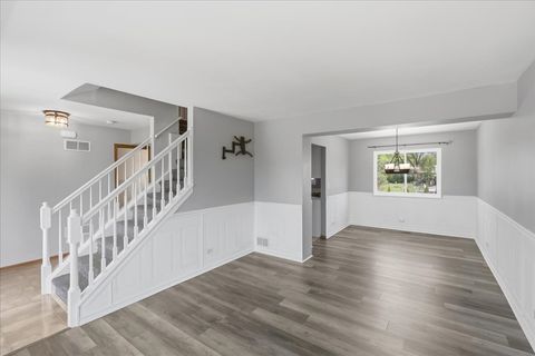 Tiny photo for 974 Deer Trail, Round Lake Beach, IL 60073 (MLS # 12642464)