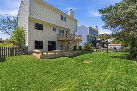 Tiny photo for 974 Deer Trail, Round Lake Beach, IL 60073 (MLS # 12642464)