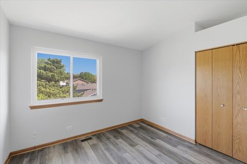 Tiny photo for 974 Deer Trail, Round Lake Beach, IL 60073 (MLS # 12642464)