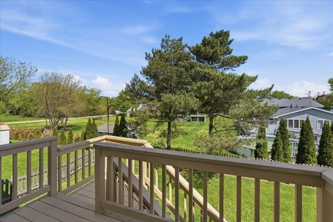 Tiny photo for 974 Deer Trail, Round Lake Beach, IL 60073 (MLS # 12642464)