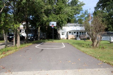 Tiny photo for 1200 Hillcrest Avenue, Fox River Grove, IL 60021 (MLS # 12478561)