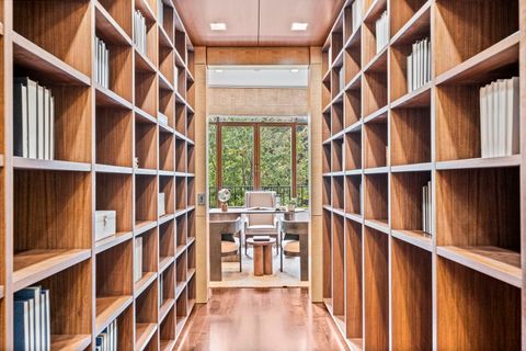 Tiny photo for 65 E GOETHE Street #3W, Chicago, IL 60610 (MLS # 12528663)