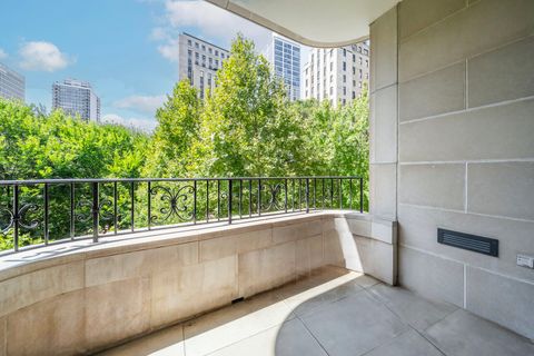 Tiny photo for 65 E GOETHE Street #3W, Chicago, IL 60610 (MLS # 12528663)