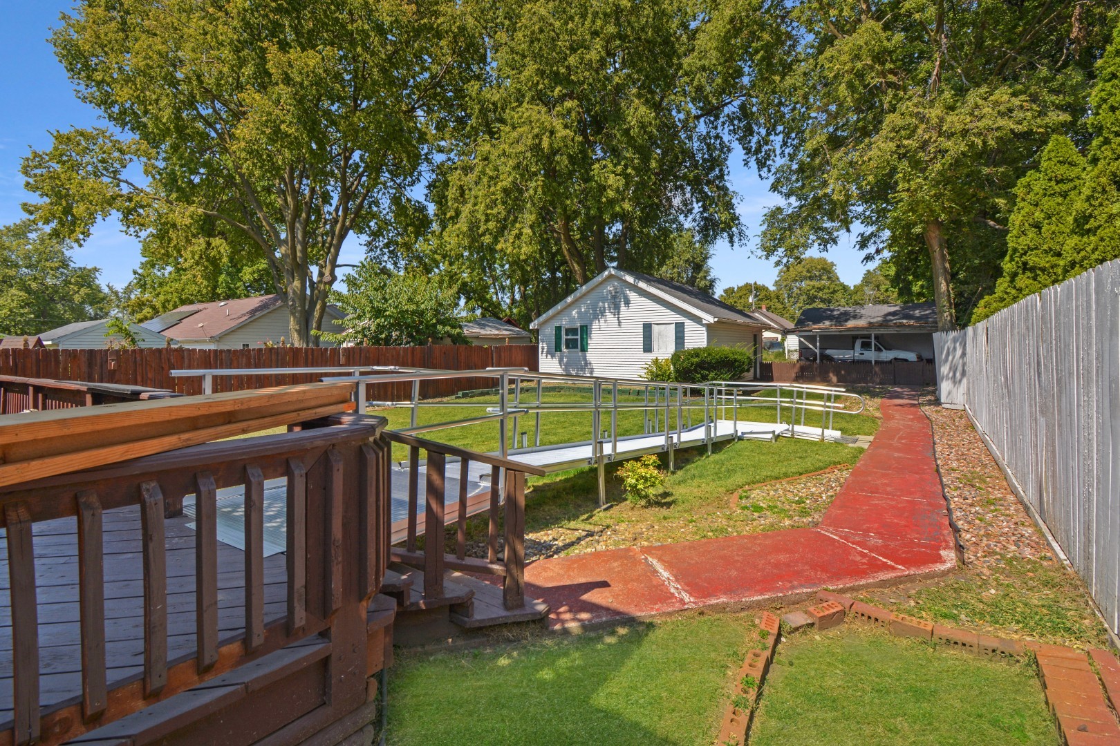 Bloomington, Illinois 61701, United States, 4 Bedrooms Bedrooms, ,5 BathroomsBathrooms,Residential,Contingent,238681