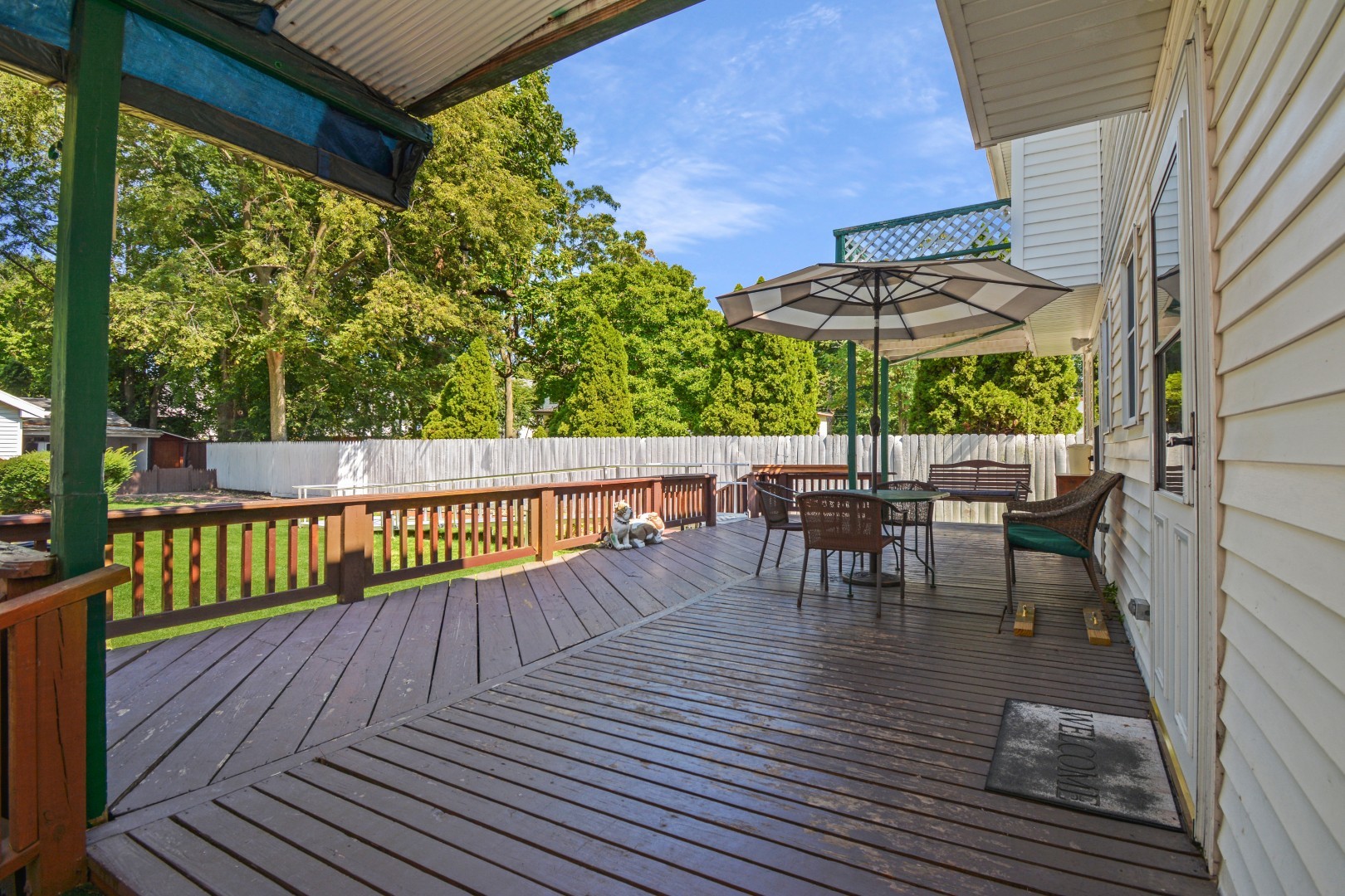 Bloomington, Illinois 61701, United States, 4 Bedrooms Bedrooms, ,5 BathroomsBathrooms,Residential,Contingent,238681