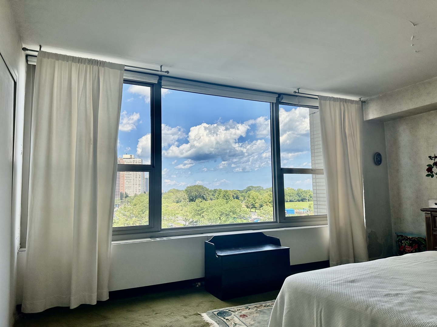 3600 N Lake Shore Drive 502