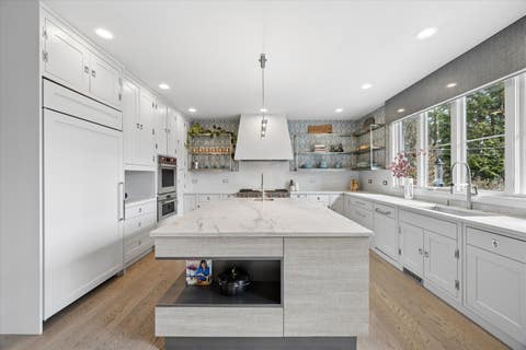 Tiny photo for 617 S Garfield Street, Hinsdale, IL 60521 (MLS # 12667040)