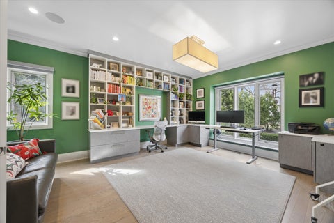 Tiny photo for 617 S Garfield Street, Hinsdale, IL 60521 (MLS # 12667040)