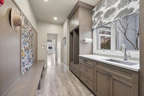 Tiny photo for 617 S Garfield Street, Hinsdale, IL 60521 (MLS # 12667040)
