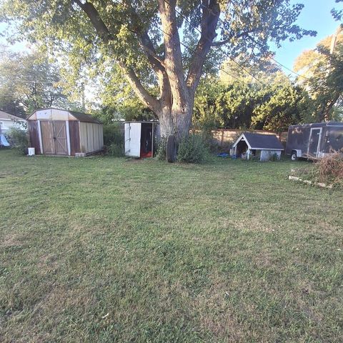 Tiny photo for 2002 Burr Oak Lane, Lindenhurst, IL 60046 (MLS # 12507796)