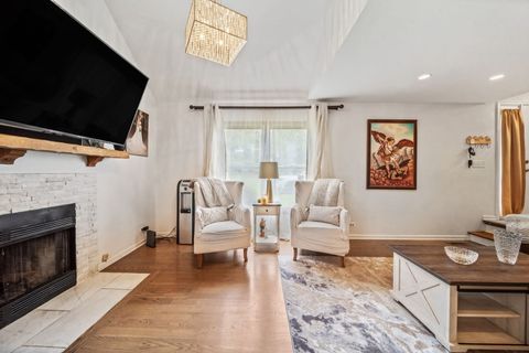 Tiny photo for 8003 Barrymore Drive, Darien, IL 60561 (MLS # 12640765)