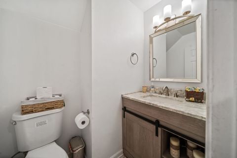 Tiny photo for 8003 Barrymore Drive, Darien, IL 60561 (MLS # 12640765)