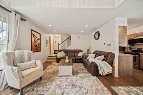 Tiny photo for 8003 Barrymore Drive, Darien, IL 60561 (MLS # 12640765)