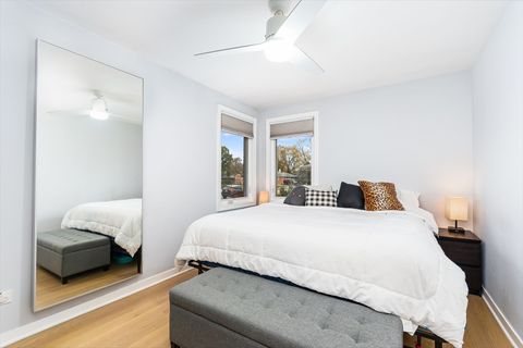 Tiny photo for 138 W Janice Lane, Addison, IL 60101 (MLS # 12512711)