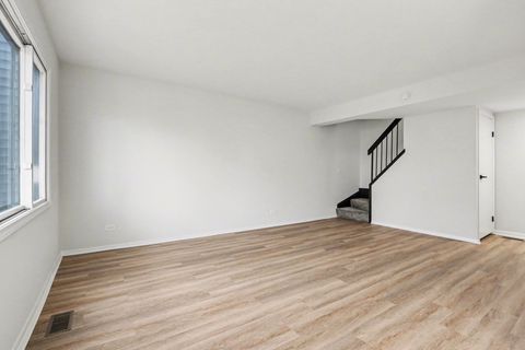 Tiny photo for 1895 Hickory Lane, Glendale Heights, IL 60139 (MLS # 12628694)