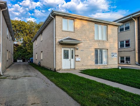 Tiny photo for 2029 19th Avenue, Melrose Park, IL 60160 (MLS # 12463942)