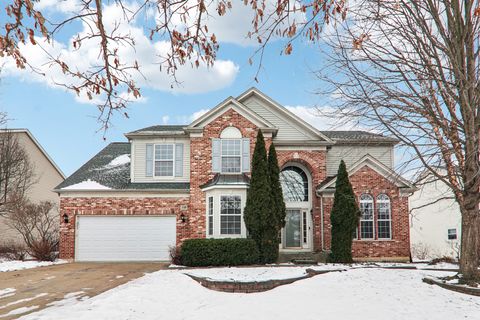 Photo of 148 Rosewood Drive, Streamwood, IL 60107 (MLS # 12565839)