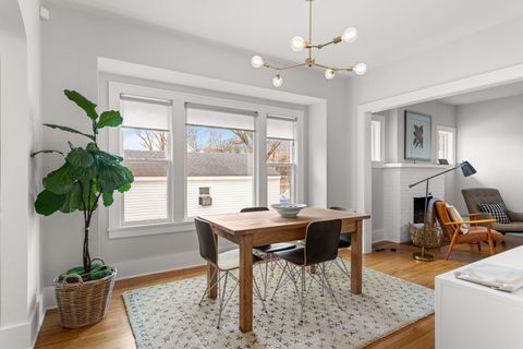 Tiny photo for 722 S Prairie Street, Champaign, IL 61820 (MLS # 12543422)