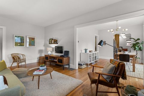 Tiny photo for 722 S Prairie Street, Champaign, IL 61820 (MLS # 12543422)