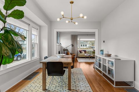 Tiny photo for 722 S Prairie Street, Champaign, IL 61820 (MLS # 12543422)