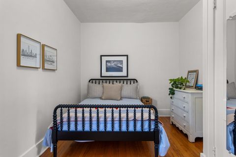 Tiny photo for 722 S Prairie Street, Champaign, IL 61820 (MLS # 12543422)