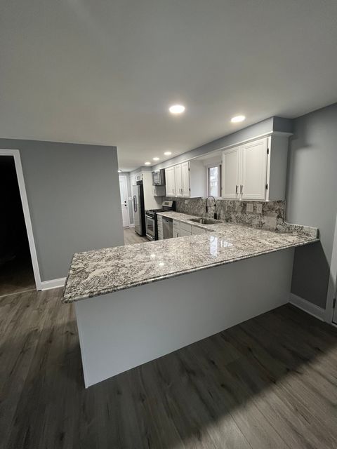 Tiny photo for 518 Tyler Drive, Carpentersville, IL 60110 (MLS # 12546041)