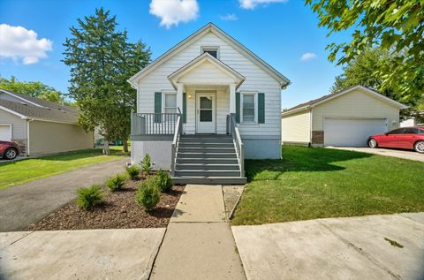 Photo of 1019 Magnolia Avenue, Joliet, IL 60432 (MLS # 12492327)