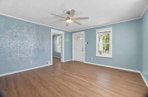 Tiny photo for 1019 Magnolia Avenue, Joliet, IL 60432 (MLS # 12492327)