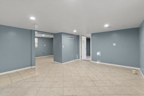 Tiny photo for 1019 Magnolia Avenue, Joliet, IL 60432 (MLS # 12492327)